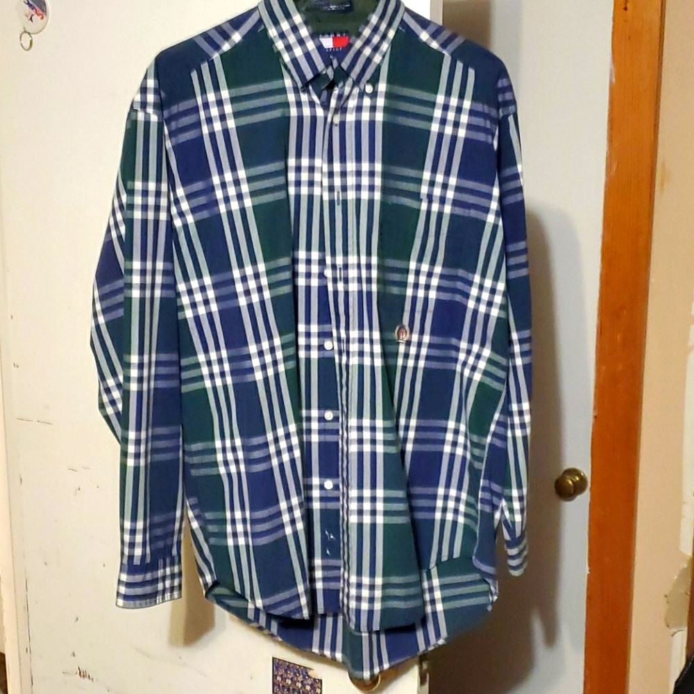 dress shirt button up Mens not womens